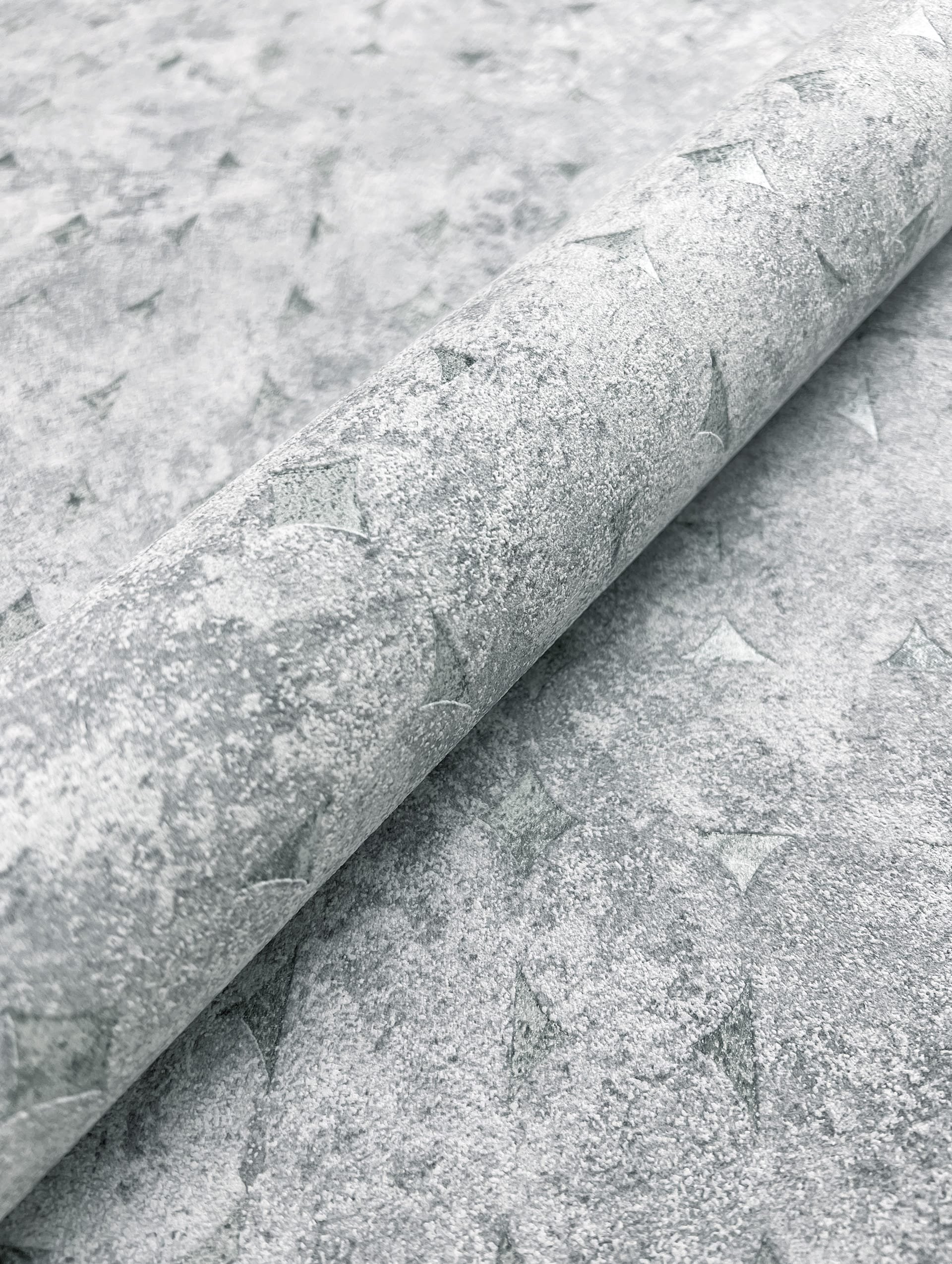 Saran Silver Grey