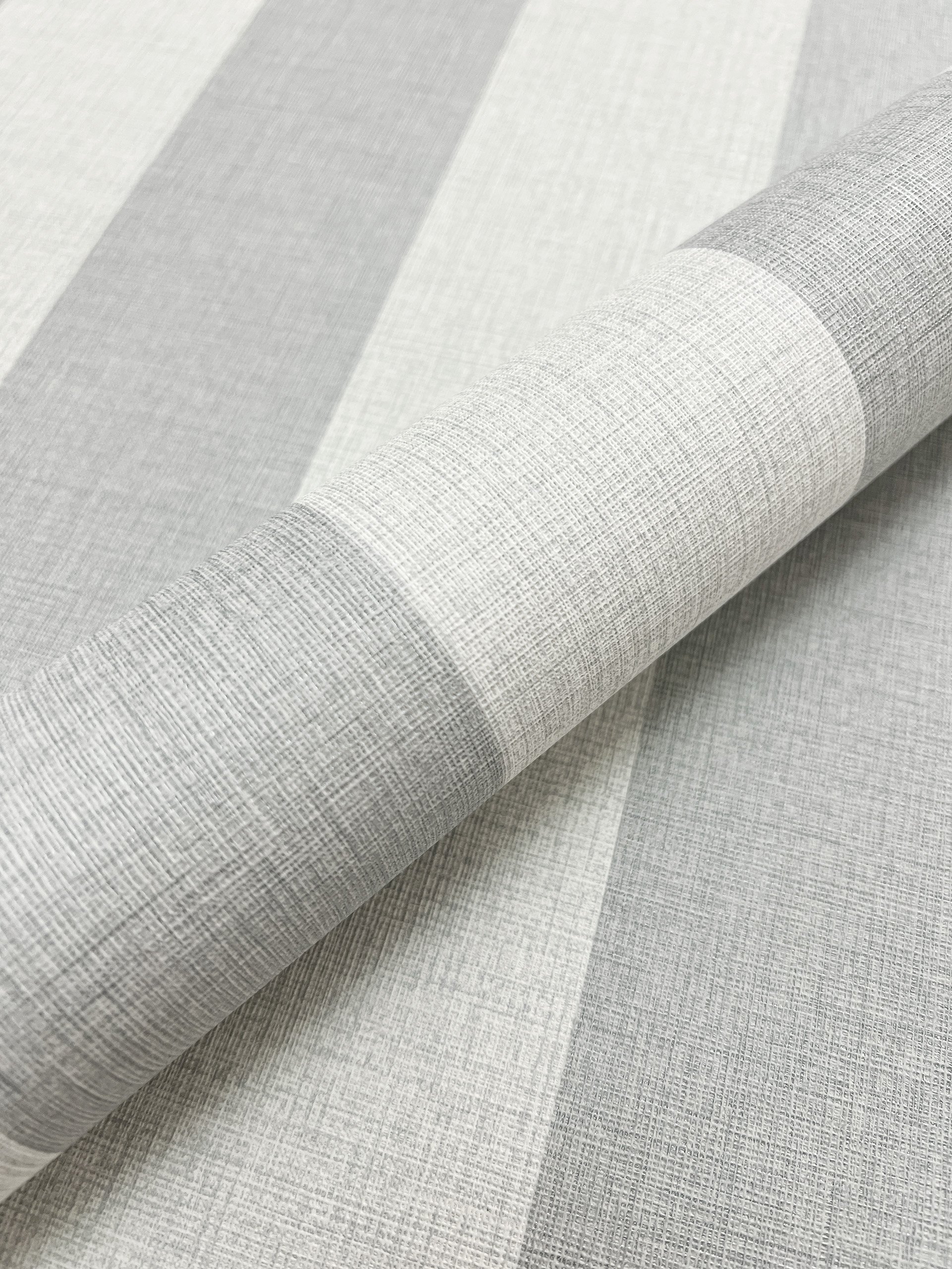 Junia Grey