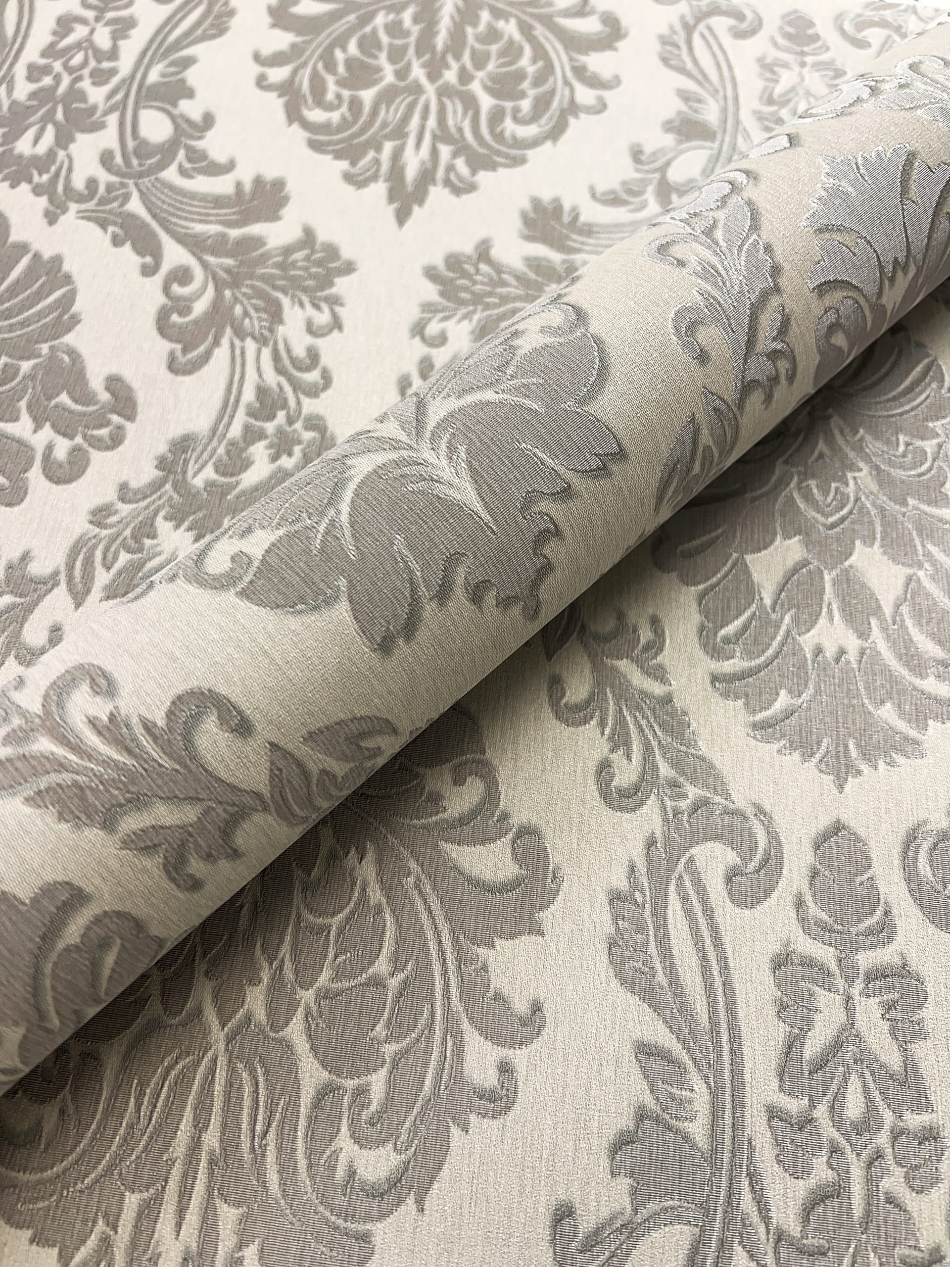Nikulai Taupe