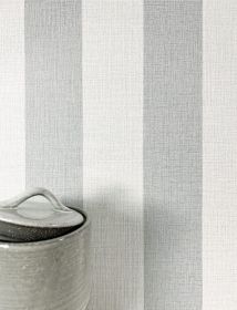 Junia Grey